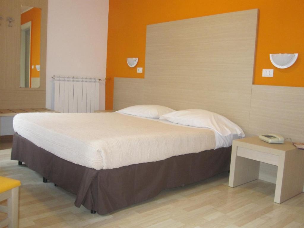 Hotel Brioni Trieste חדר תמונה