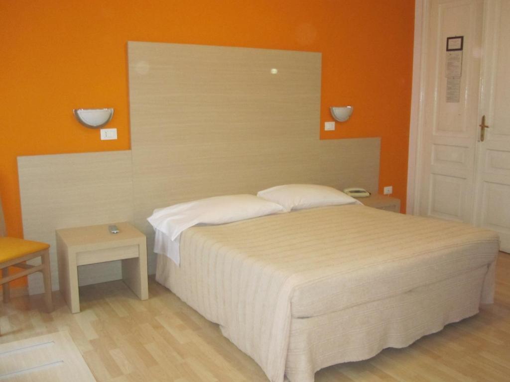 Hotel Brioni Trieste חדר תמונה