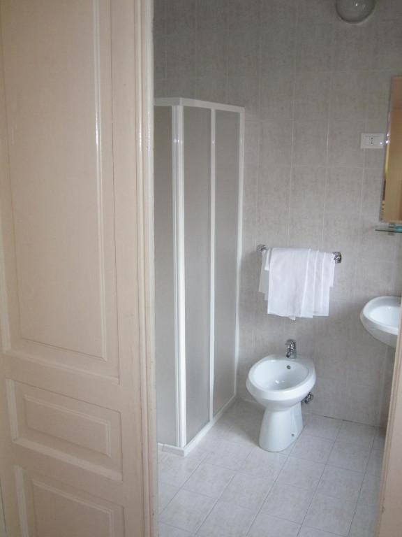 Hotel Brioni Trieste חדר תמונה